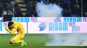 创NBA生涯纪录！杨瀚森连7战登场入轮转 被抓出两道血痕引争议